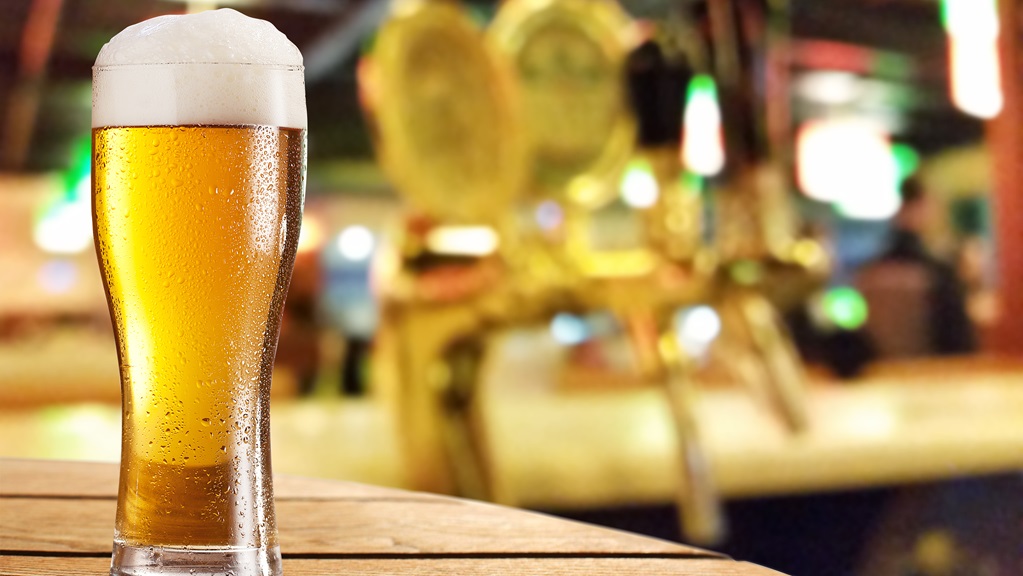 Alcohol and Gambling Alcohol and Gambling