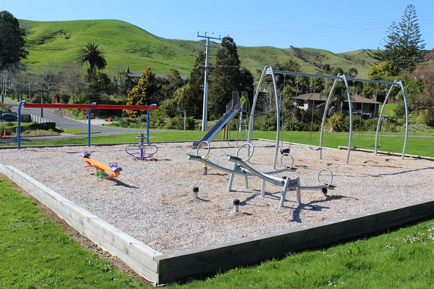 Raynor Road playground